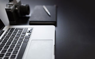 半岛体育在线官网-沙尔克04遭遇连败，冲击前进困难