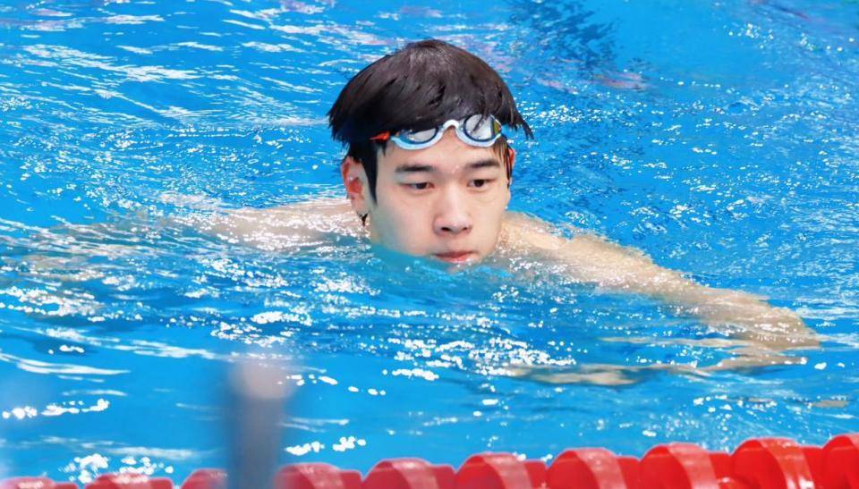 半岛体育入口-新加坡游泳选手刷新亚洲纪录