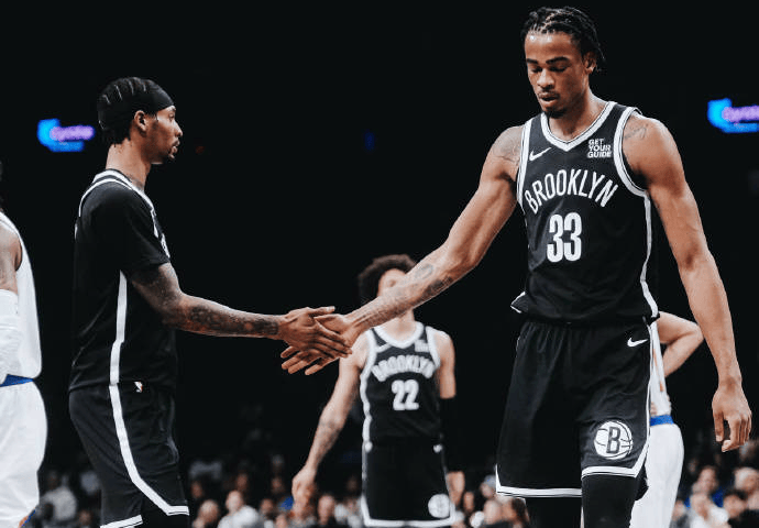 半岛体育官网入口-尼克斯队再胜篮网队，反弹士气高涨